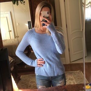 American Eagle crew neck sweater